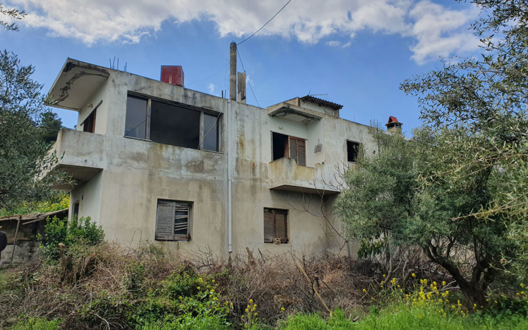 4 apartments to modernise set in a large garden