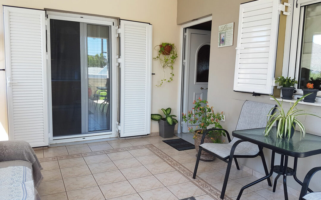 First floor, three bedroom apartment in Elounda